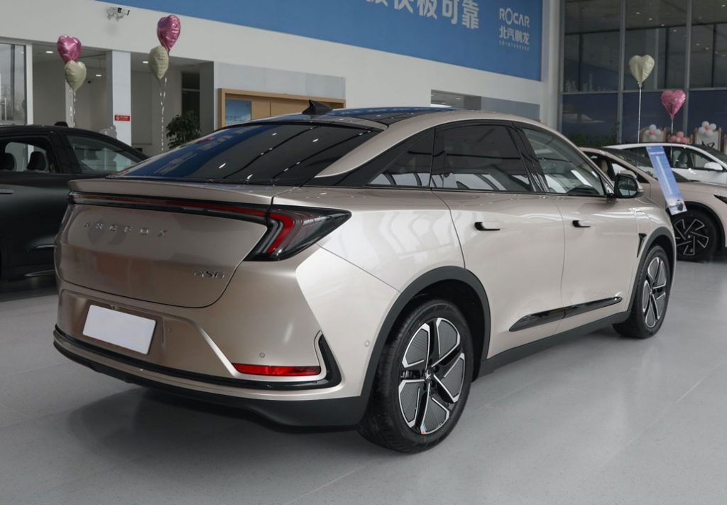 极狐阿尔法S6——科技与美学的先锋对话 极狐阿尔法S6——科技与美学的先锋对话