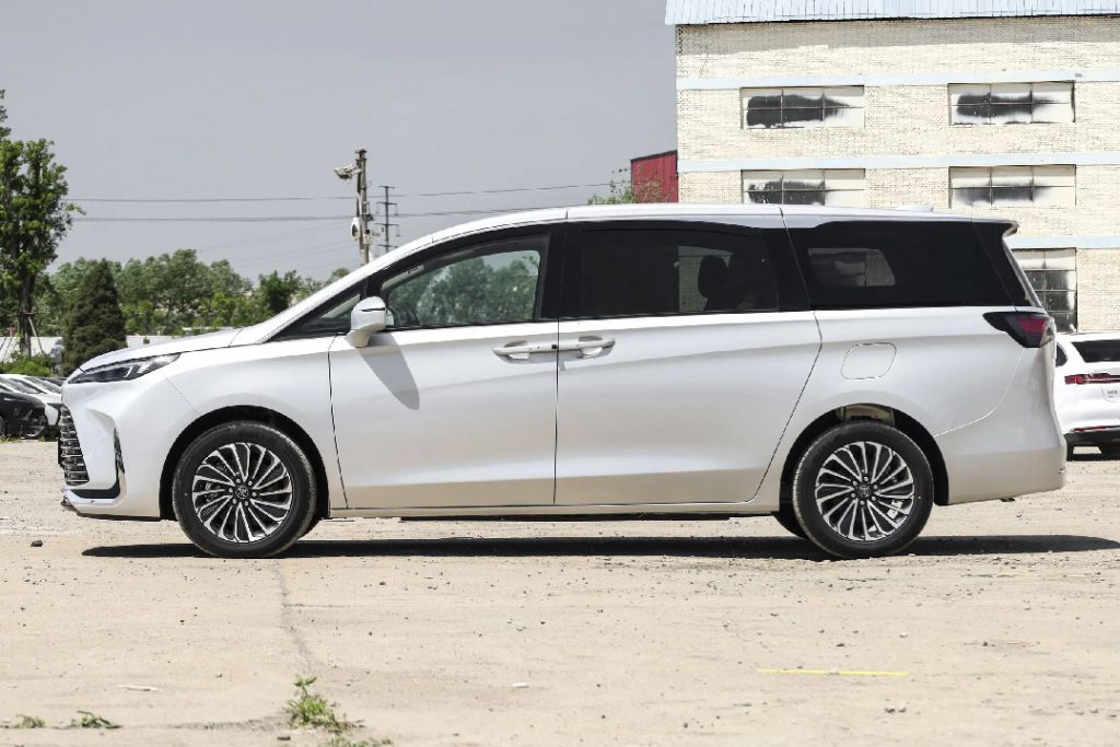 24.59万起 | 别克GL8 PHEV 混动重构MPV王者新秩序 24.59万起 | 别克GL8 PHEV 混动重构MPV王者新秩序