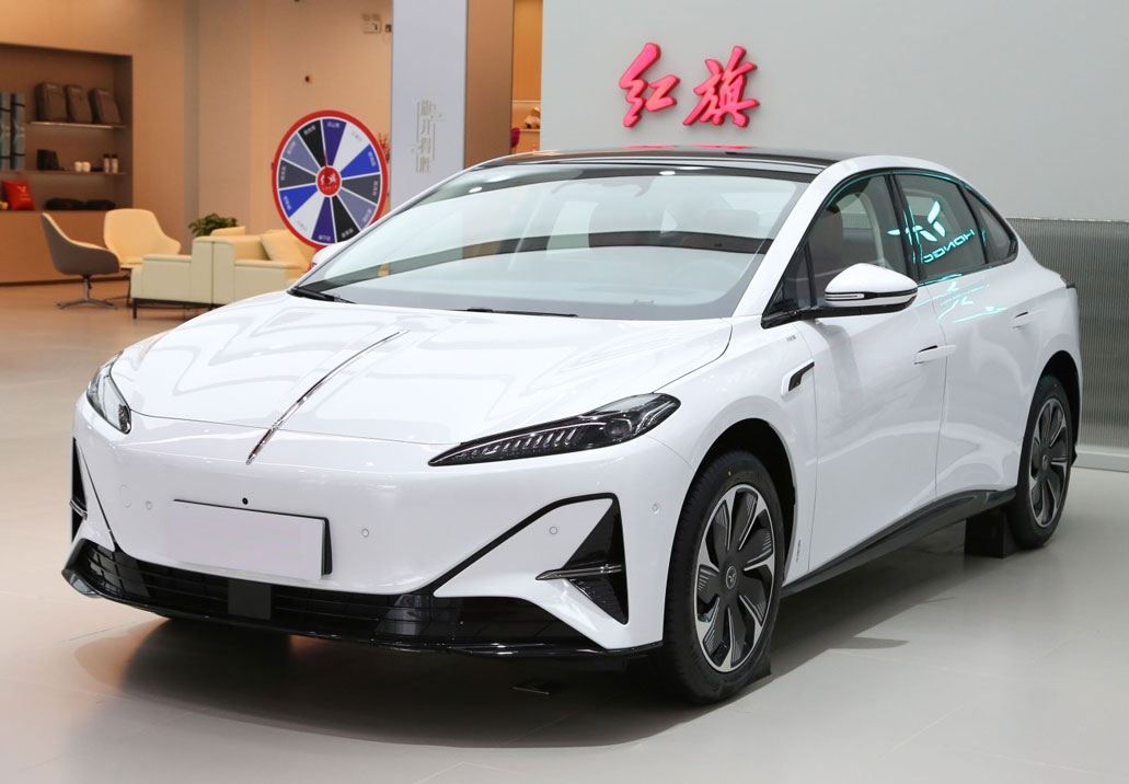 红旗天工05 2025款——东方豪华的科技觉醒