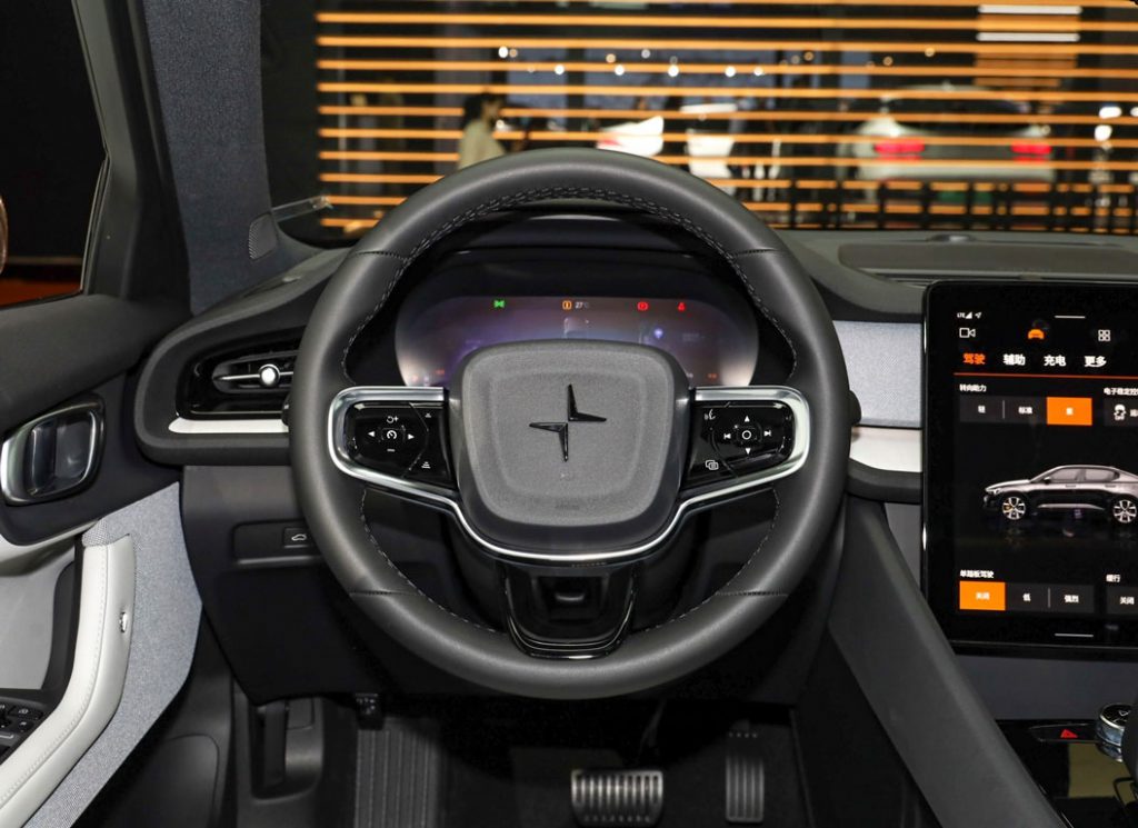极星Polestar 2——北欧极简主义的电动宣言