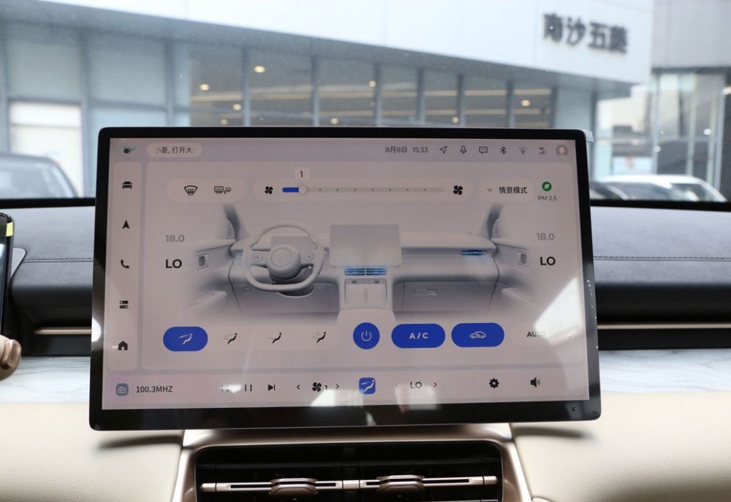 全能电动SUV颠覆者 五菱星光S实测报告 全能电动SUV颠覆者 五菱星光S实测报告