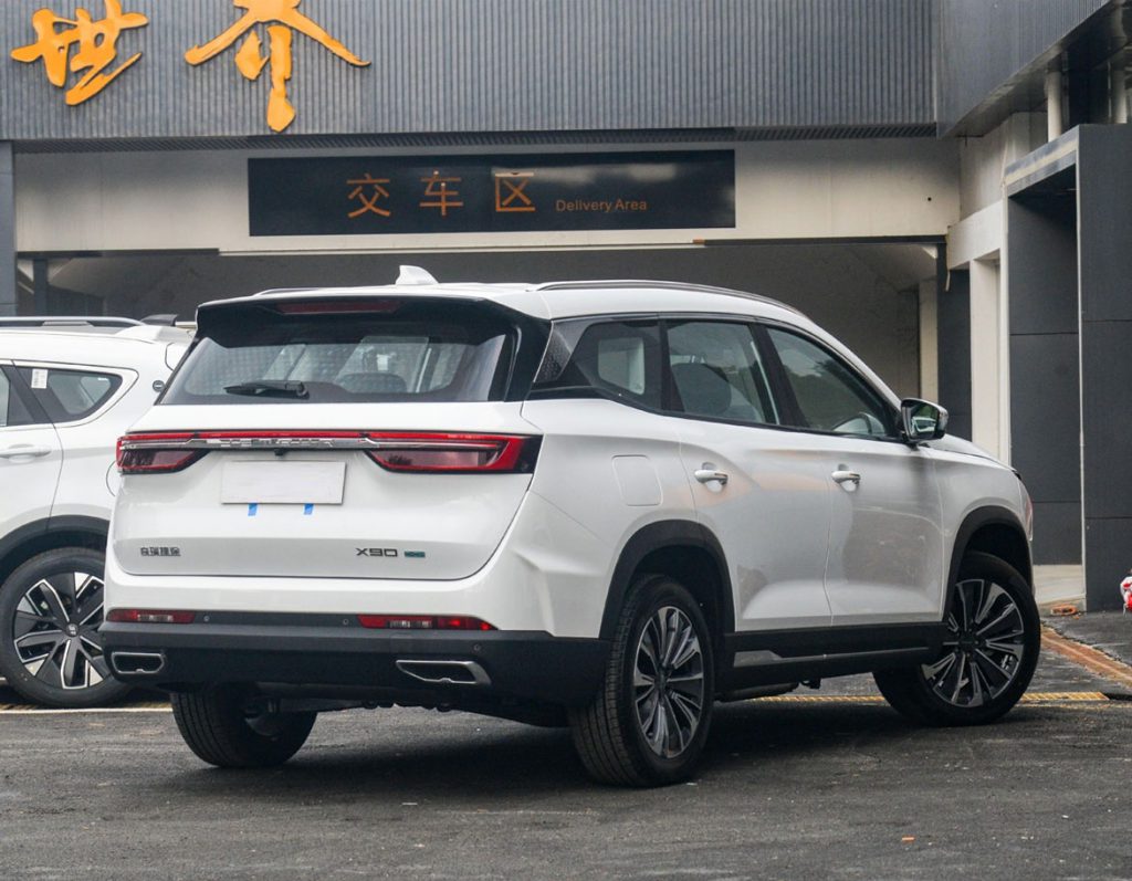 12.69万起 | 可油可电的全能选手 捷途X90子龙新能源全面解析