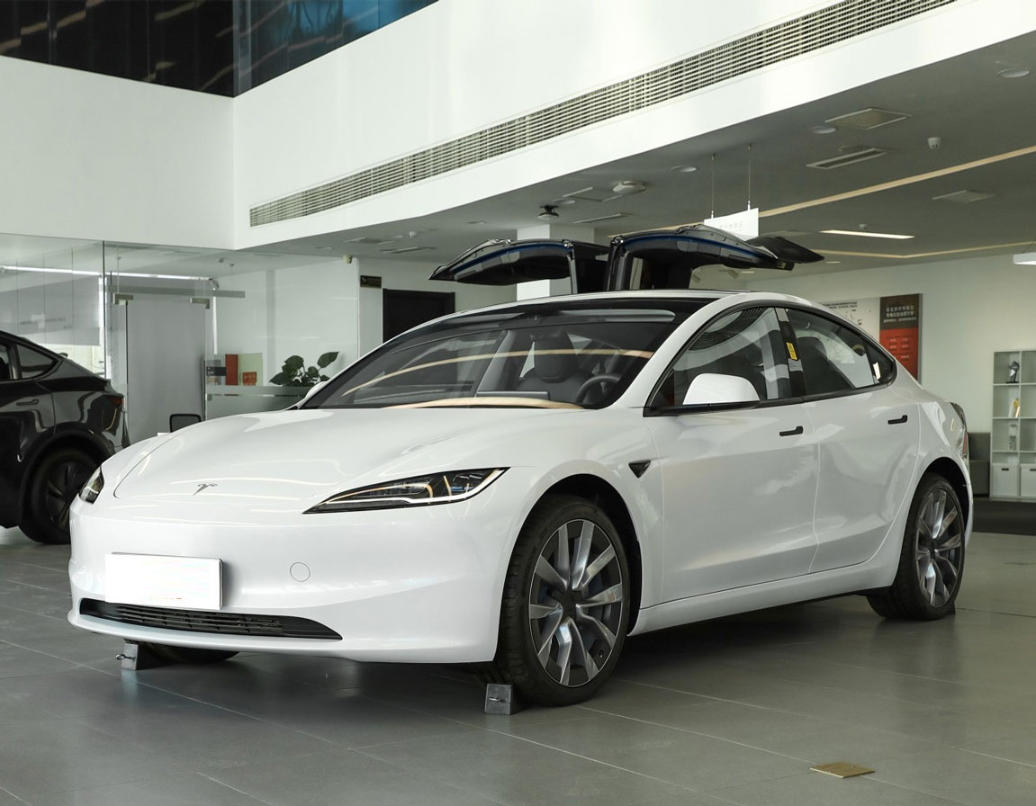 特斯拉Model 3 电动时代的六边形战士，是标杆还是情怀？