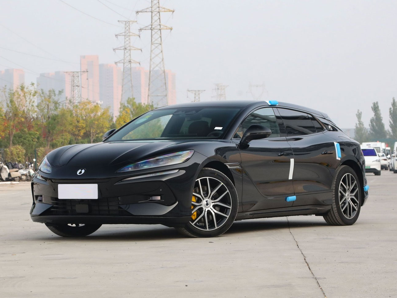 35.08万起 | 腾势Z9GT-科技与优雅的终极平衡，重新定义豪华GT的新标杆