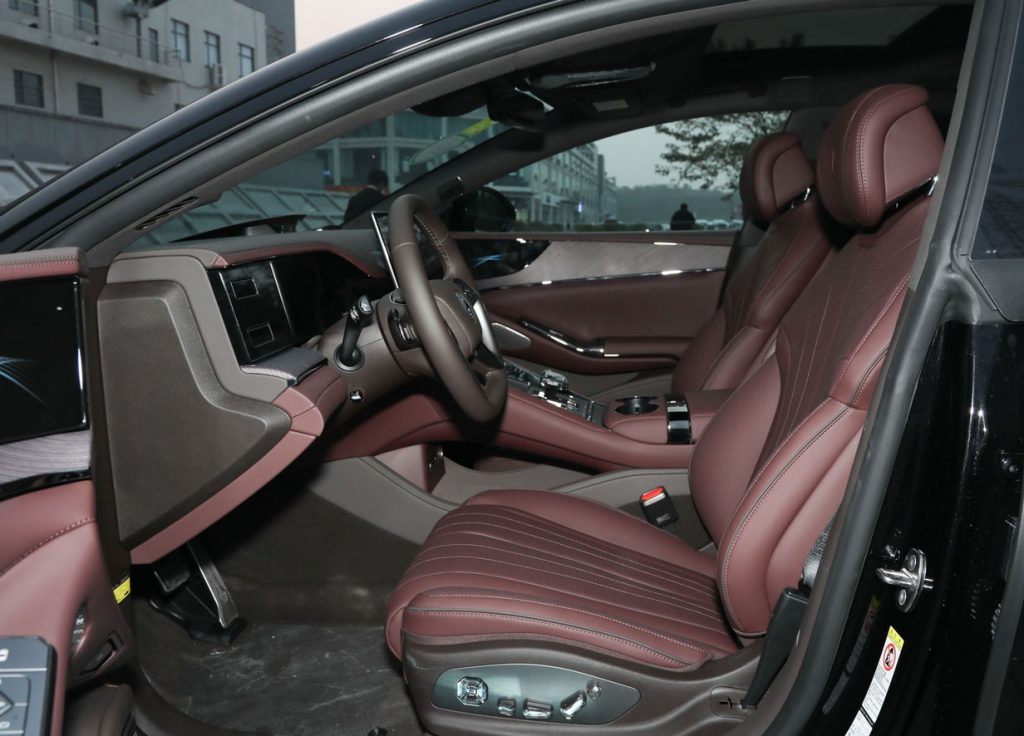 腾势Z9GT-科技与优雅的终极平衡,重新定义豪华GT的新标杆 腾势Z9GT-科技与优雅的终极平衡,重新定义豪华GT的新标杆