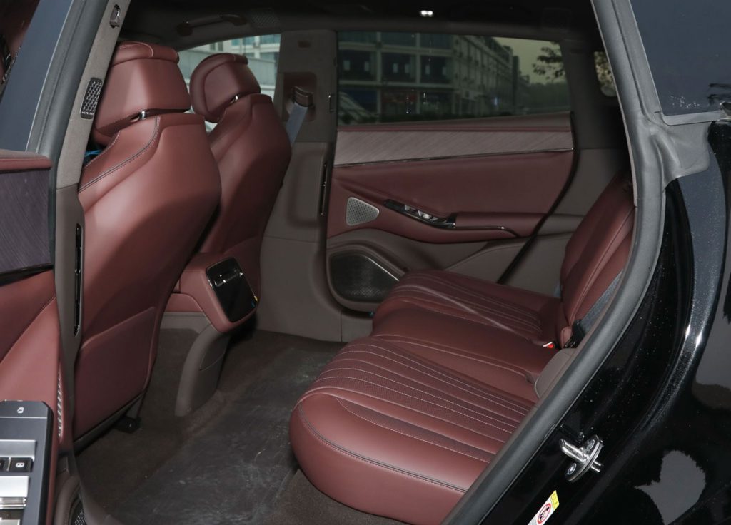 腾势Z9GT-科技与优雅的终极平衡,重新定义豪华GT的新标杆 腾势Z9GT-科技与优雅的终极平衡,重新定义豪华GT的新标杆