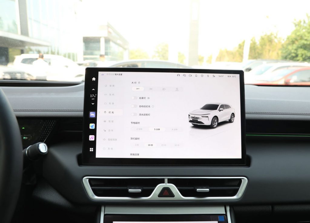 魏牌摩卡DHT-PHEV 电力全开,里程无忧,传统巨头的技术逆袭,重新定义混动SUV 魏牌摩卡DHT-PHEV 电力全开,里程无忧,传统巨头的技术逆袭,重新定义混动SUV