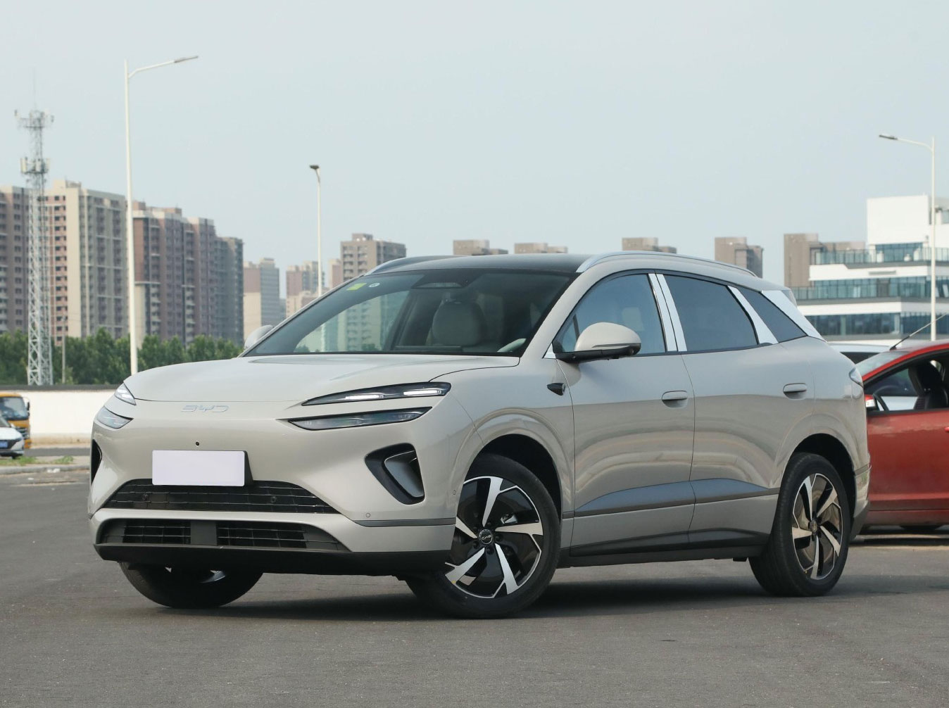 驭浪而行：比亚迪海狮06EV 2025 重新定义20万级纯电SUV标准