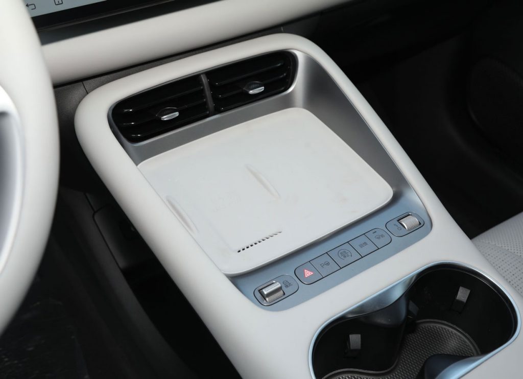 14.09万起 | 驭浪而行：比亚迪海狮06EV 2025 重新定义20万级纯电SUV标准
