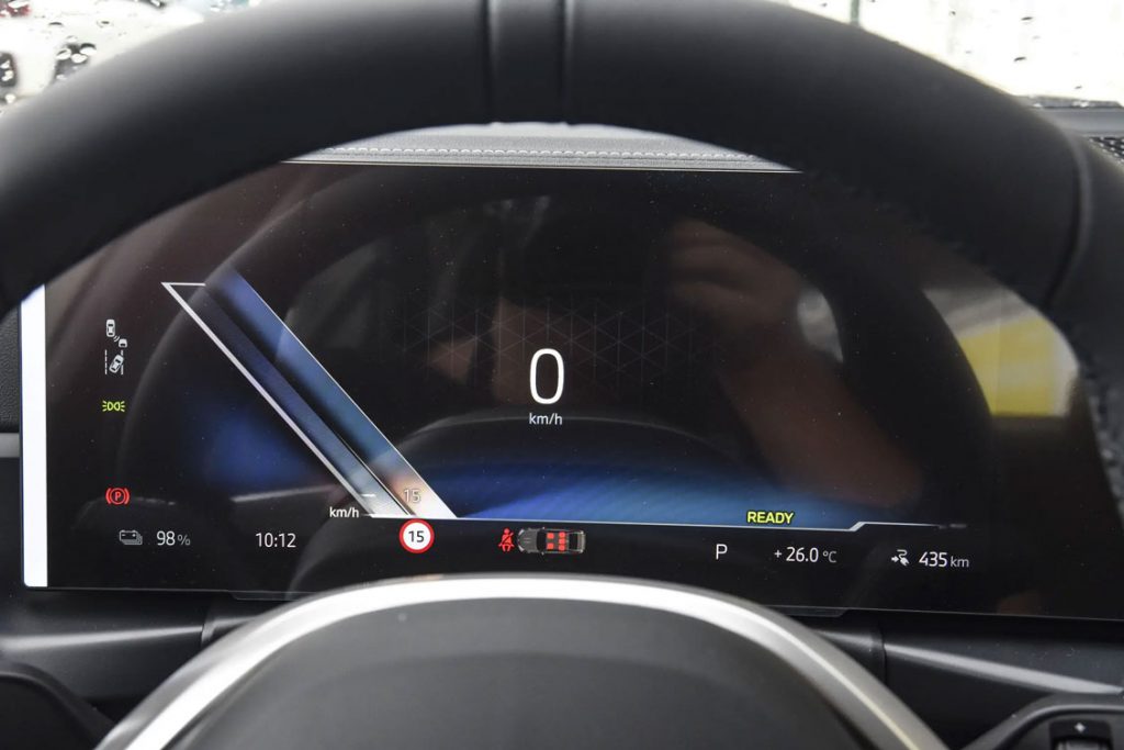 BMW i3: Can the 'German luxury' of the electric age still define the benchmark? BMW i3: Can the 'German luxury' of the electric age still define the benchmark?