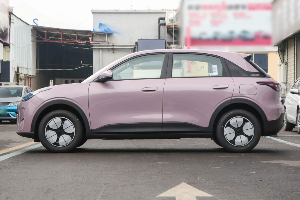 Geely wishes to add innocent blue and starry gray Geely wishes to add innocent blue and starry gray