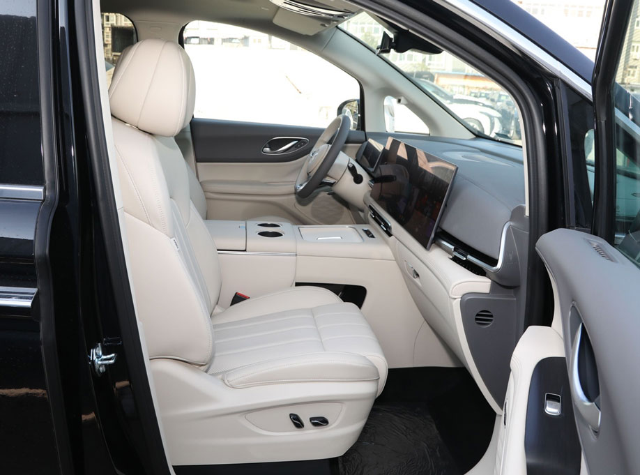 VOYAH Dreamer MPV Review: Redefining Electric Luxury for Modern Families VOYAH Dreamer MPV Review: Redefining Electric Luxury for Modern Families