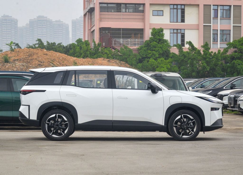 Aion LX Plus - Redefining Intelligent Luxury in EV SUVs Aion LX Plus - Redefining Intelligent Luxury in EV SUVs