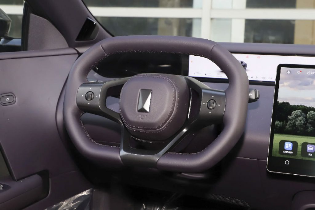 Avatr 06 — Huawei-Powered Tech Sedan Redefining the Mid-size EV Segment Avatr 06 — Huawei-Powered Tech Sedan Redefining the Mid-size EV Segment
