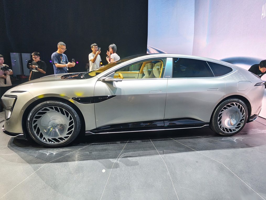 AVATR 12 - The Huawei-Powered Future Luxury Sedan AVATR 12 - The Huawei-Powered Future Luxury Sedan