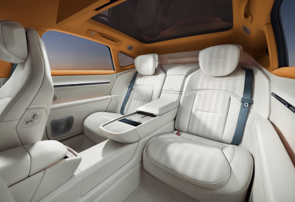 AVATR 12 - The Huawei-Powered Future Luxury Sedan AVATR 12 - The Huawei-Powered Future Luxury Sedan