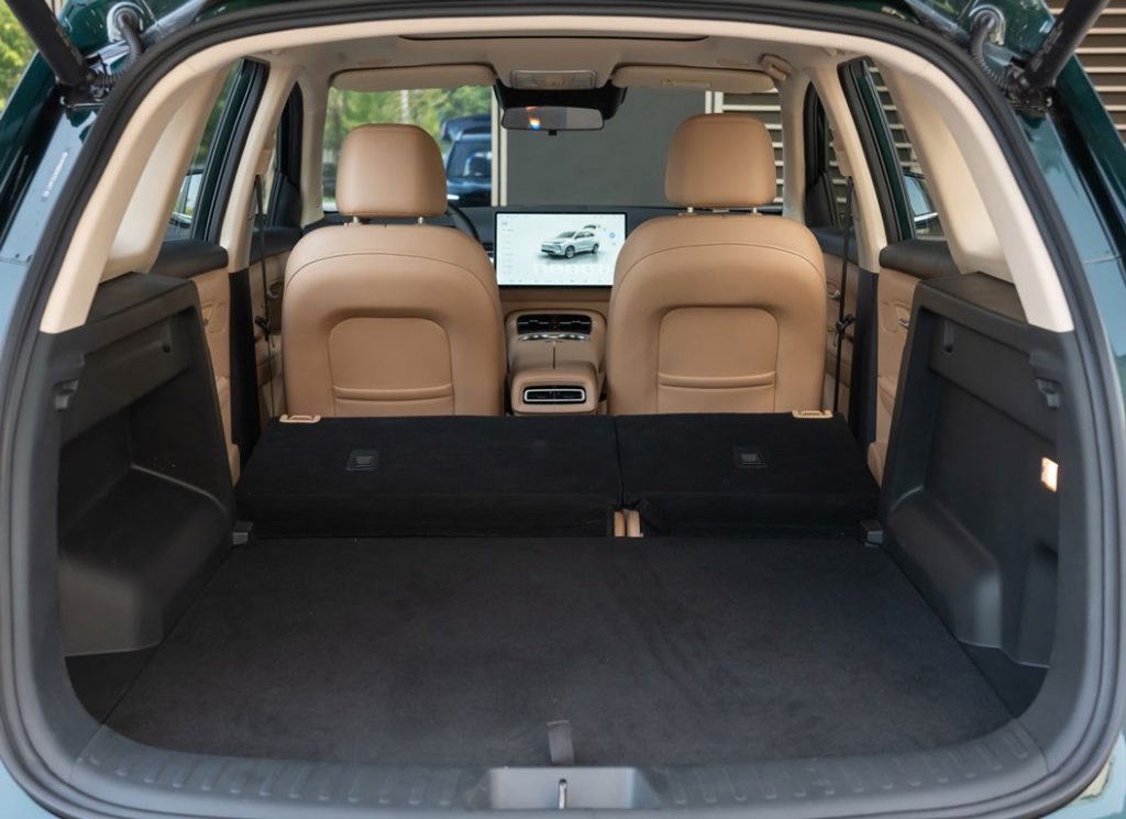 Blue E5 Plus Review: A Game-Changer in the Affordable Extended-Range EV Market Blue E5 Plus Review: A Game-Changer in the Affordable Extended-Range EV Market