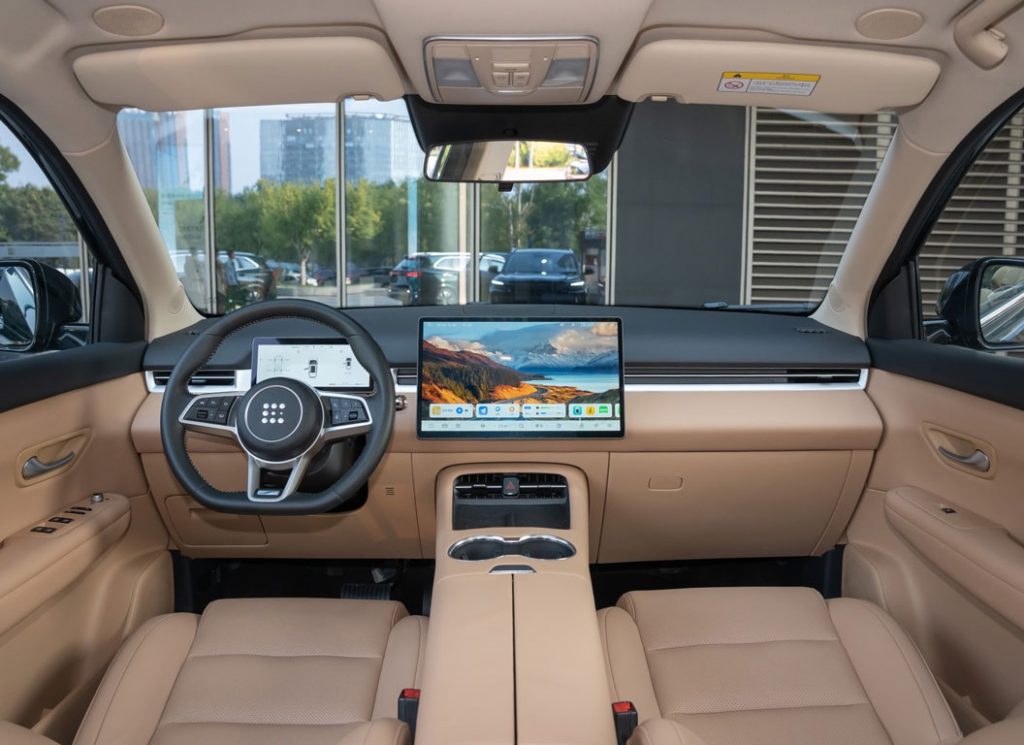 Blue E5 Plus Review: A Game-Changer in the Affordable Extended-Range EV Market Blue E5 Plus Review: A Game-Changer in the Affordable Extended-Range EV Market