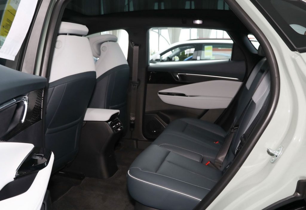 Buick E4 – When American Luxury Meets Chinese EV Prowess Buick E4 – When American Luxury Meets Chinese EV Prowess