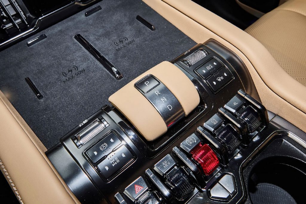 BYD FANGCHENGBAO Leopard 8: The Game Changer in Luxury Off-Road BYD FANGCHENGBAO Leopard 8: The Game Changer in Luxury Off-Road