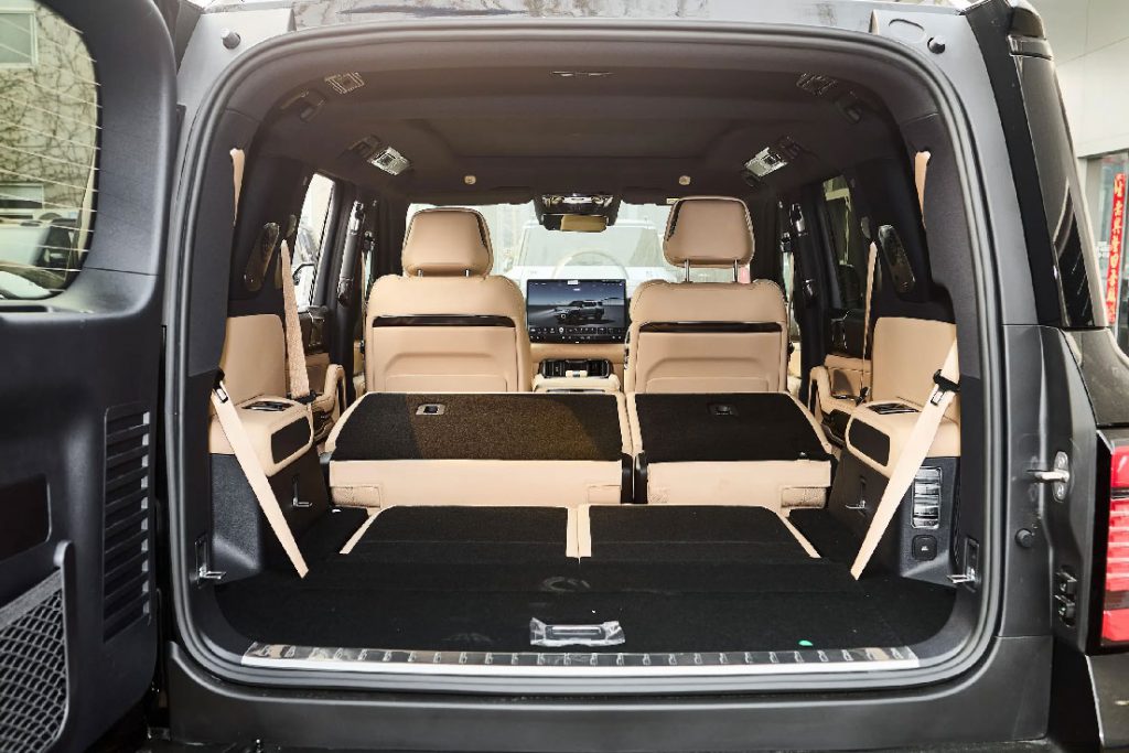 BYD FANGCHENGBAO Leopard 8: The Game Changer in Luxury Off-Road BYD FANGCHENGBAO Leopard 8: The Game Changer in Luxury Off-Road