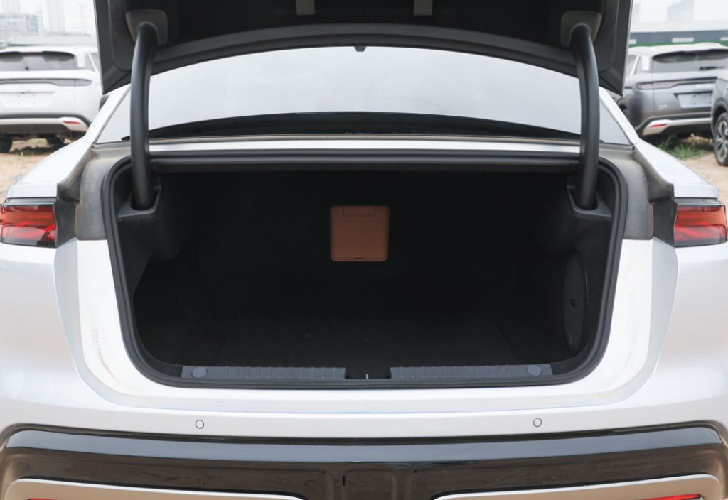 BYD Han L - The New Definition of Oriental Luxury BYD Han L - The New Definition of Oriental Luxury