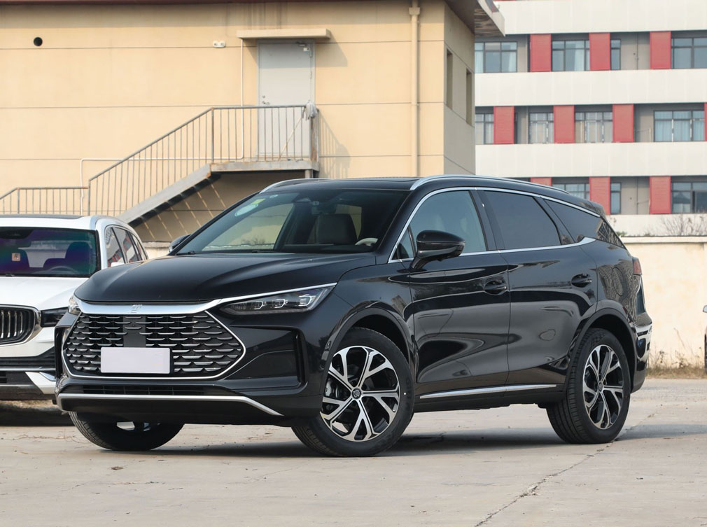 BYD Tang EV - Redefining the Three-Row Luxury SUV