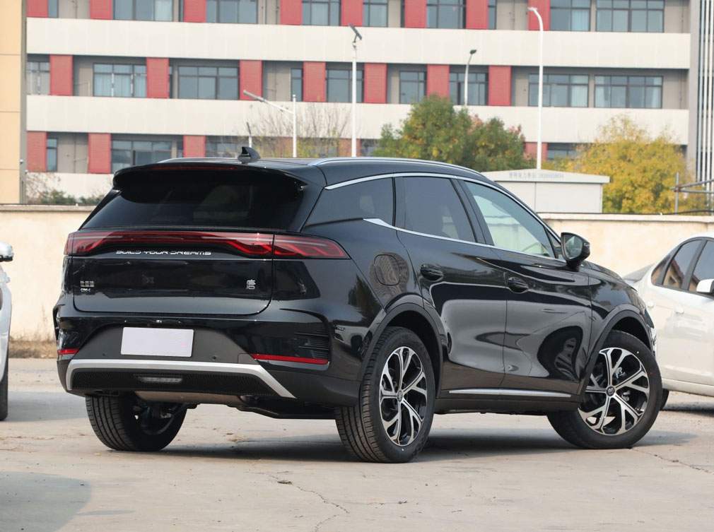 BYD Tang EV - Redefining the Three-Row Luxury SUV BYD Tang EV - Redefining the Three-Row Luxury SUV