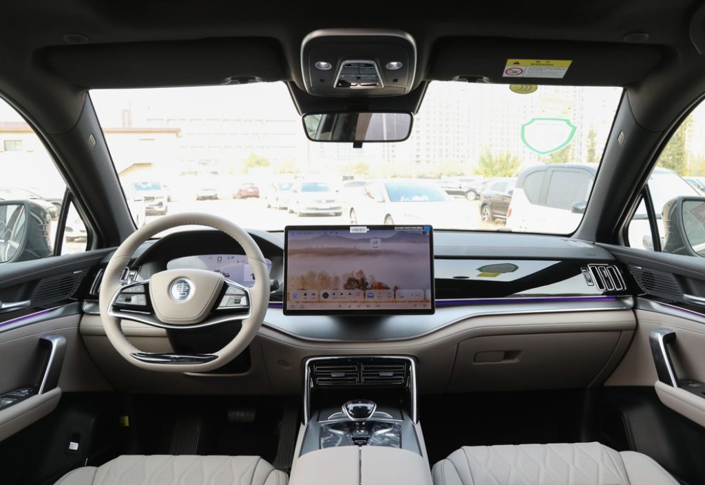 BYD Tang EV - Redefining the Three-Row Luxury SUV BYD Tang EV - Redefining the Three-Row Luxury SUV