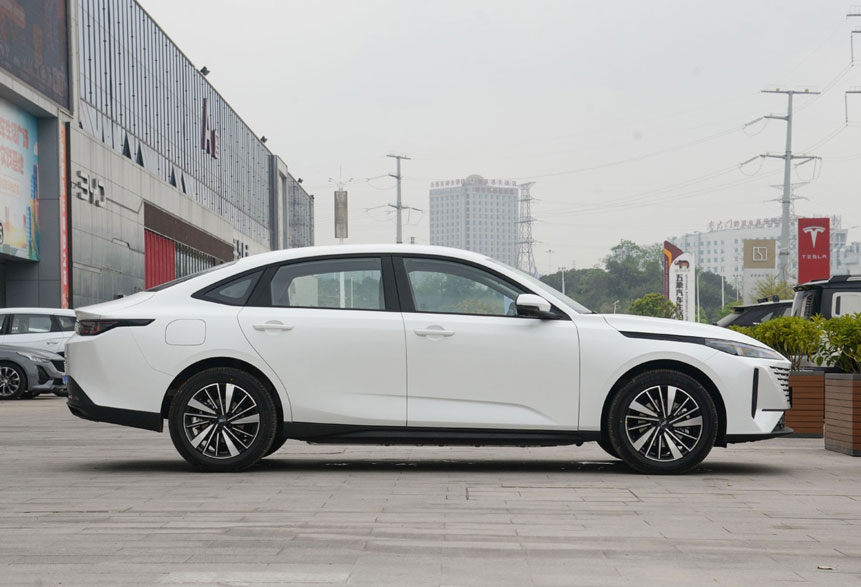 Changan Oshan 520 – The Space Alchemist Redefining Family Mobility Changan Oshan 520 – The Space Alchemist Redefining Family Mobility