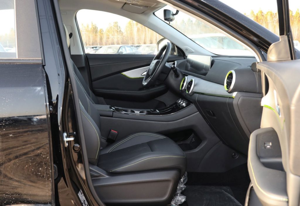 Dongfeng Forthing Thunder – Budget EV with Safety Edge Dongfeng Forthing Thunder – Budget EV with Safety Edge