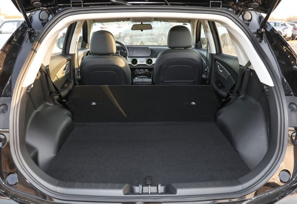 Dongfeng Forthing Thunder – Budget EV with Safety Edge Dongfeng Forthing Thunder – Budget EV with Safety Edge