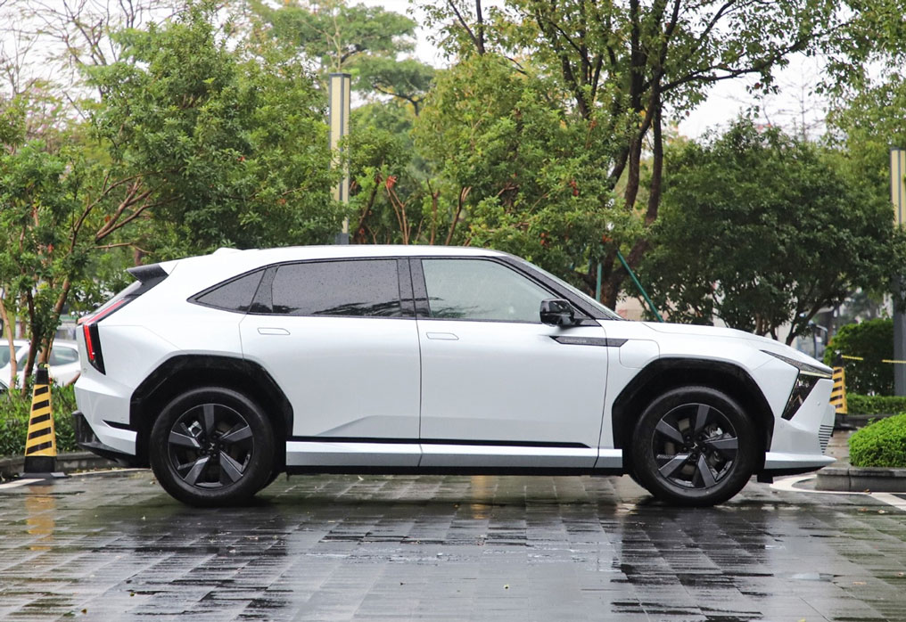Dongfeng Honda S7 Hybrid: The Samurai Sword of SUVs Dongfeng Honda S7 Hybrid: The Samurai Sword of SUVs