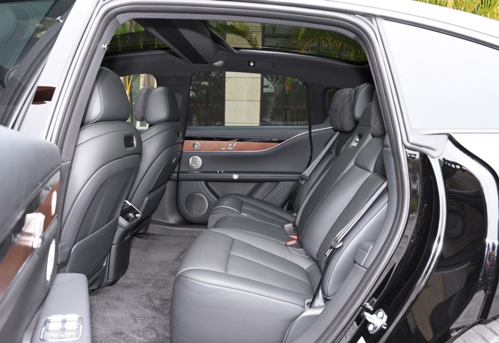 HJ S9 - The Epitome of Chinese Intelligent Luxury Sedan HJ S9 - The Epitome of Chinese Intelligent Luxury Sedan