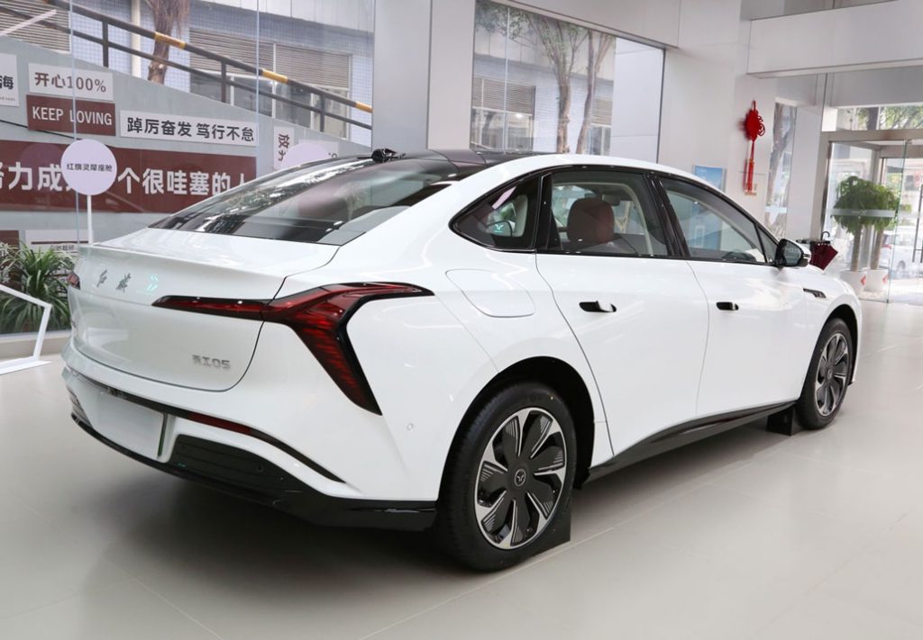 Hongqi Tiangong 05 2025 — Where Imperial Heritage Meets Quantum Computing Hongqi Tiangong 05 2025 — Where Imperial Heritage Meets Quantum Computing