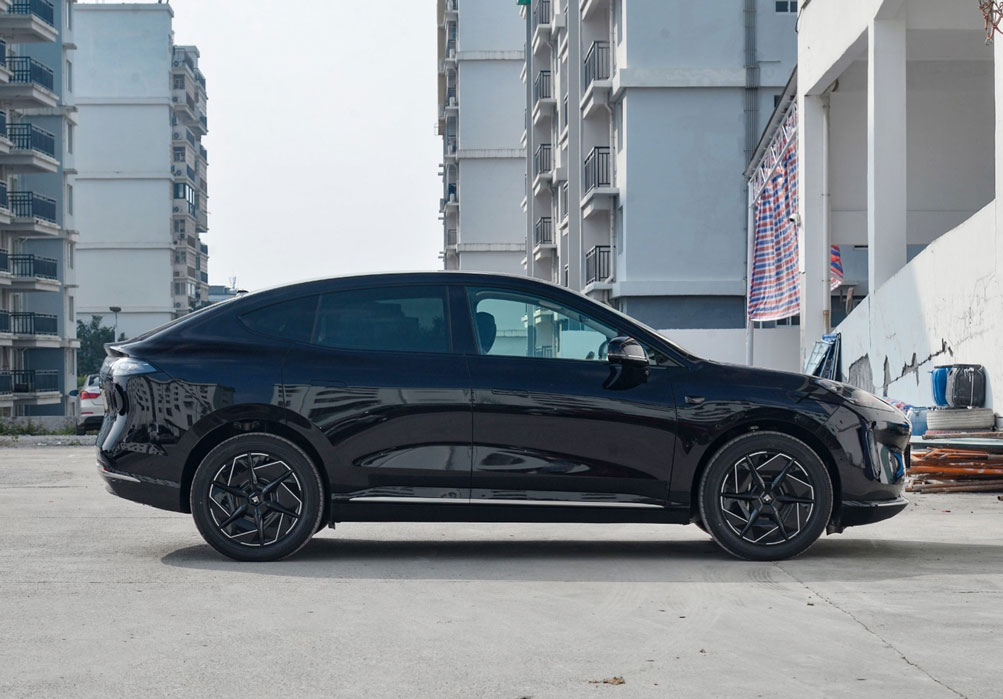 Hyper HT — Space-Grade Tech Democratizes Premium Electric SUVs Hyper HT — Space-Grade Tech Democratizes Premium Electric SUVs