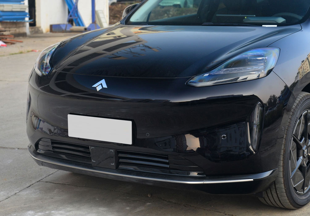 Hyper HT — Space-Grade Tech Democratizes Premium Electric SUVs Hyper HT — Space-Grade Tech Democratizes Premium Electric SUVs