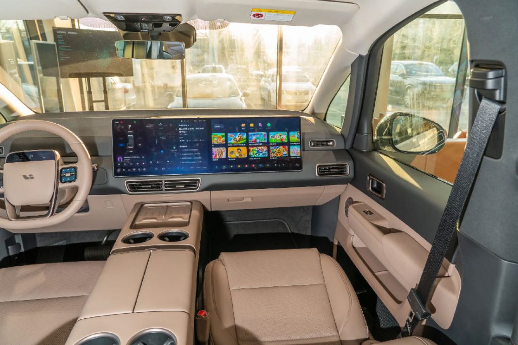 Li Auto MEGA – Redefining Luxury Mobility Li Auto MEGA – Redefining Luxury Mobility