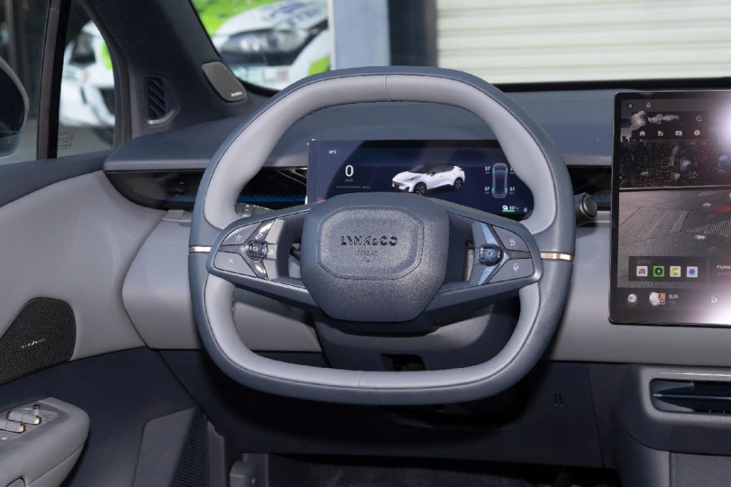 Lynk & Co Z20 – Electrified Urban Rebel Lynk & Co Z20 – Electrified Urban Rebel