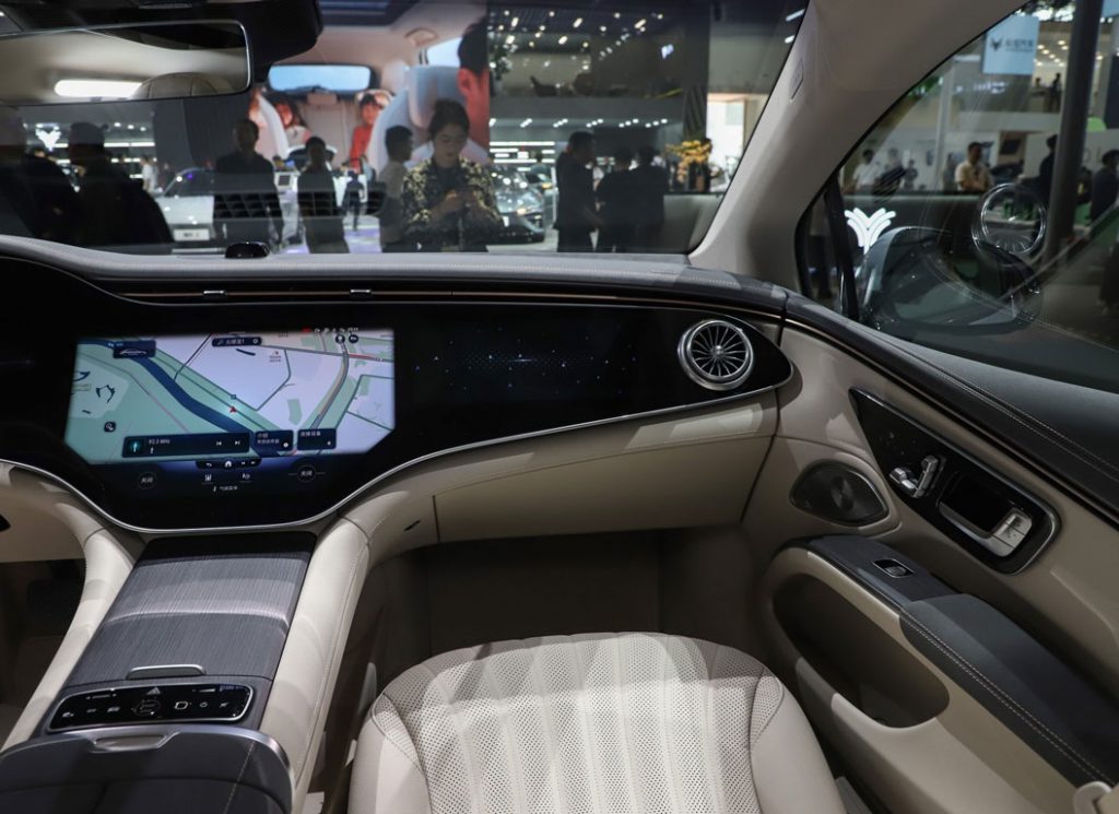 Mercedes-Benz EQS — Rewriting the Rules of Electric Opulence Mercedes-Benz EQS — Rewriting the Rules of Electric Opulence