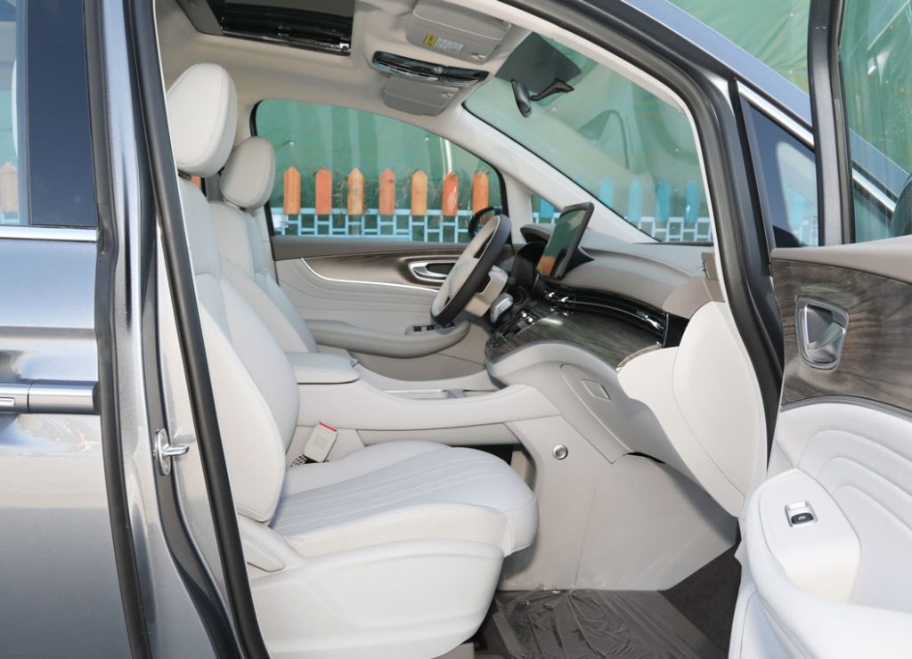 Roewe iMAX8 – Redefining the Smart Lounge on Wheels Roewe iMAX8 – Redefining the Smart Lounge on Wheels