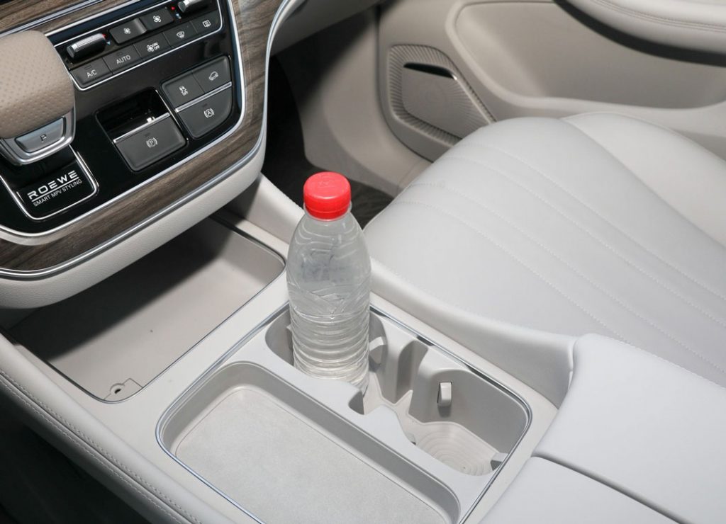 Roewe iMAX8 – Redefining the Smart Lounge on Wheels Roewe iMAX8 – Redefining the Smart Lounge on Wheels