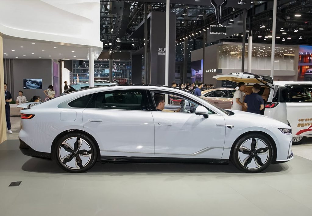 VOYAH Dreamer — Redefining Luxury EV with Eastern Futurism VOYAH Dreamer — Redefining Luxury EV with Eastern Futurism