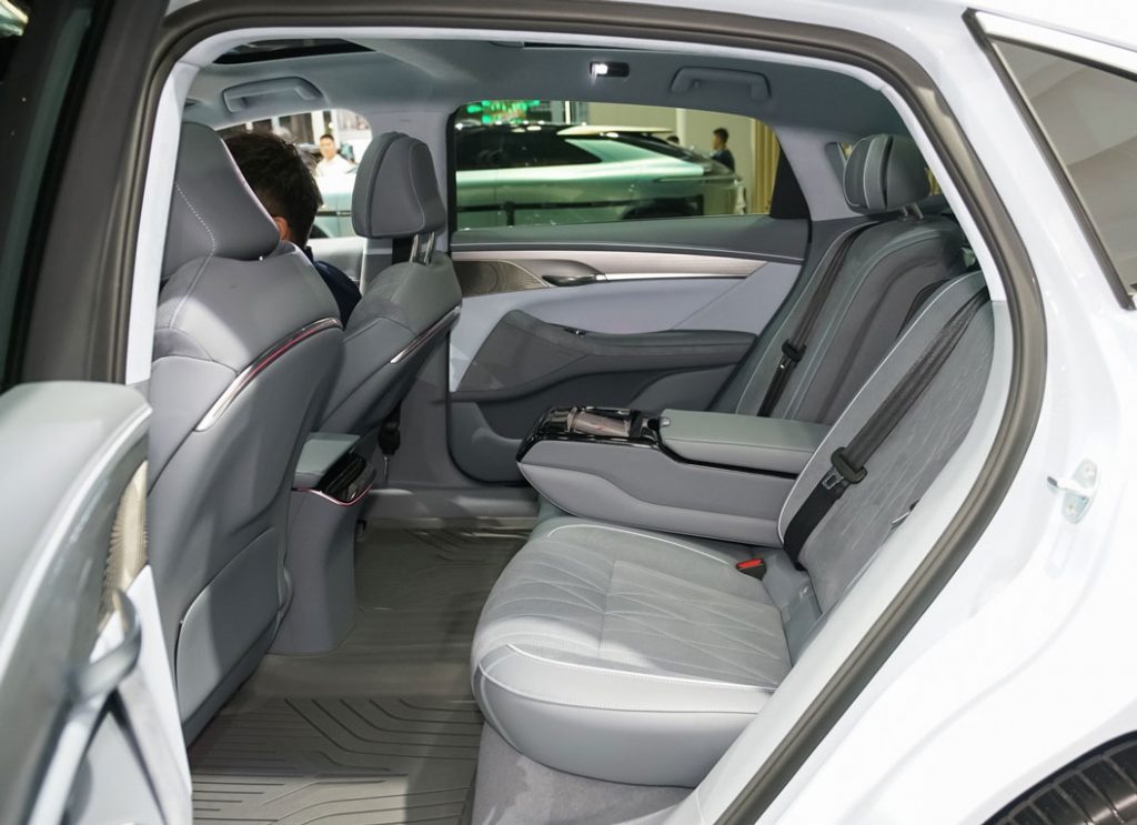 VOYAH Dreamer — Redefining Luxury EV with Eastern Futurism VOYAH Dreamer — Redefining Luxury EV with Eastern Futurism