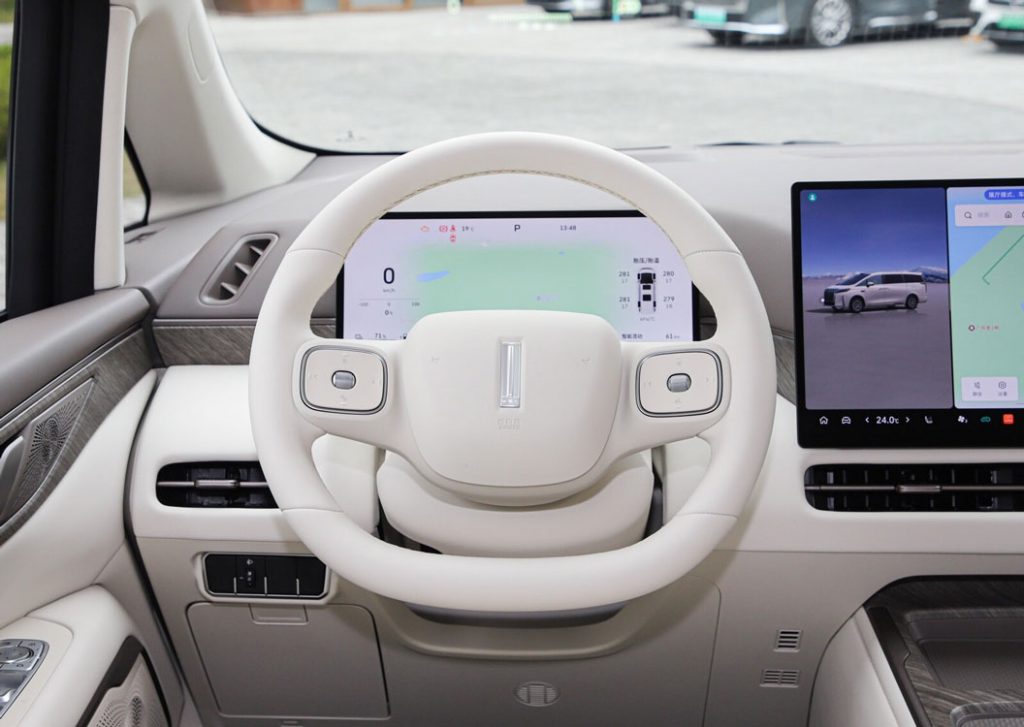 Weipa Gaoshan 7 Review: Redefining Luxury PHEV MPV Standards Weipa Gaoshan 7 Review: Redefining Luxury PHEV MPV Standards