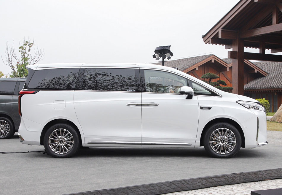 Weipa Gaoshan 7 Review: Redefining Luxury PHEV MPV Standards Weipa Gaoshan 7 Review: Redefining Luxury PHEV MPV Standards