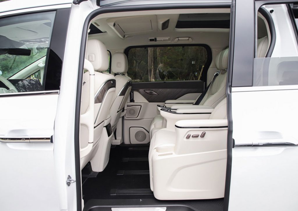 Weipa Gaoshan 7 Review: Redefining Luxury PHEV MPV StandardsWeipa Gaoshan 7 Review: Redefining Luxury PHEV MPV Standards Weipa Gaoshan 7 Review: Redefining Luxury PHEV MPV Standards