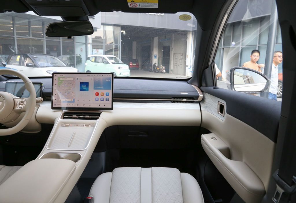Wuling Xingguang S - The $11,000 Game Changer Wuling Xingguang S - The $11,000 Game Changer