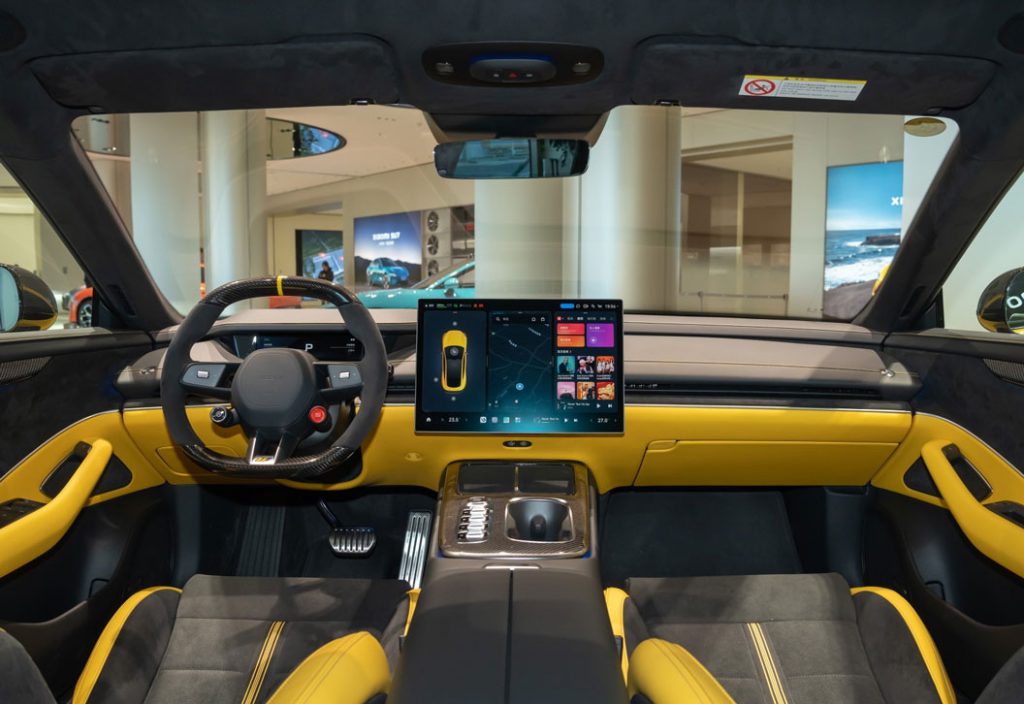 Xiaomi SU7 Ultra – When Silicon Valley Mindset Meets German Engineering Xiaomi SU7 Ultra – When Silicon Valley Mindset Meets German Engineering