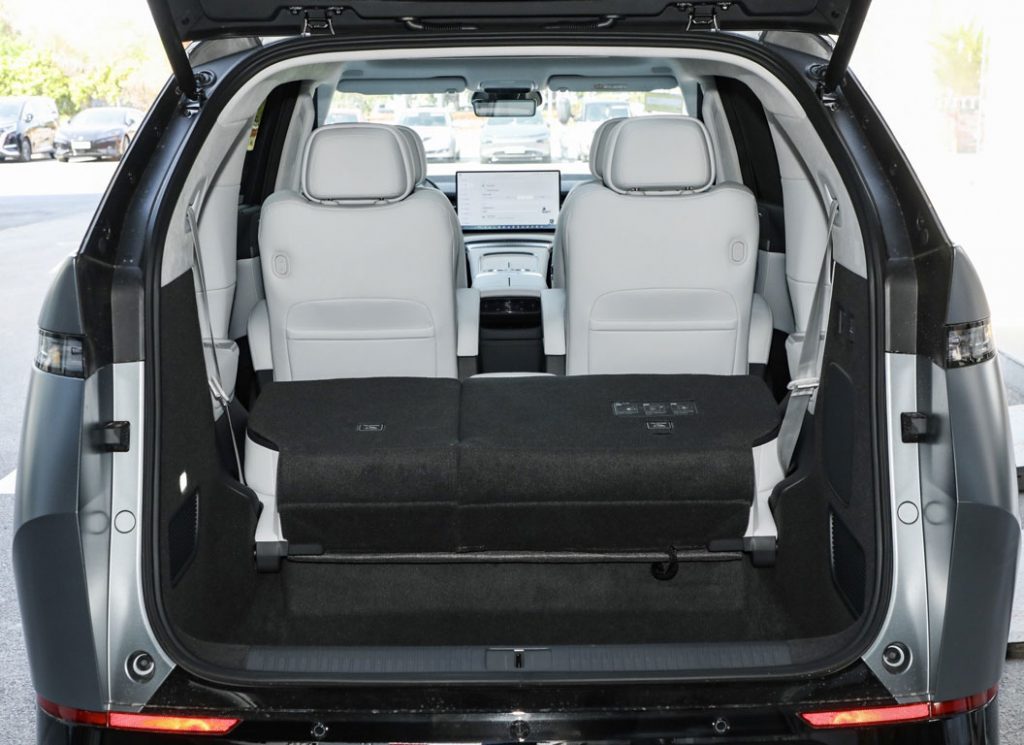 Xpeng X9 2025 Review: The Futuristic MPV Rewriting Family Mobility Rules
